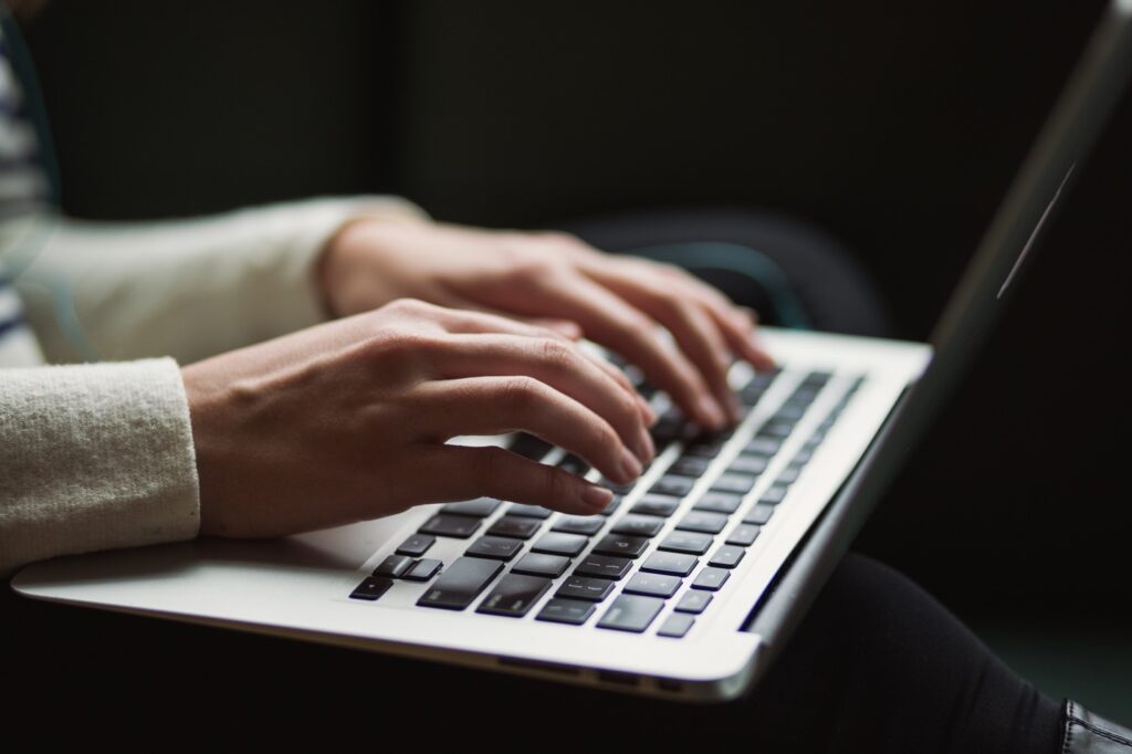Image for Beyond the Screen: Real Connections in Remote Teams